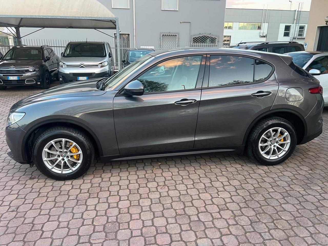 Alfa Romeo Stelvio 2.2 Turbodiesel 210 CV AT8 Q4 Executive