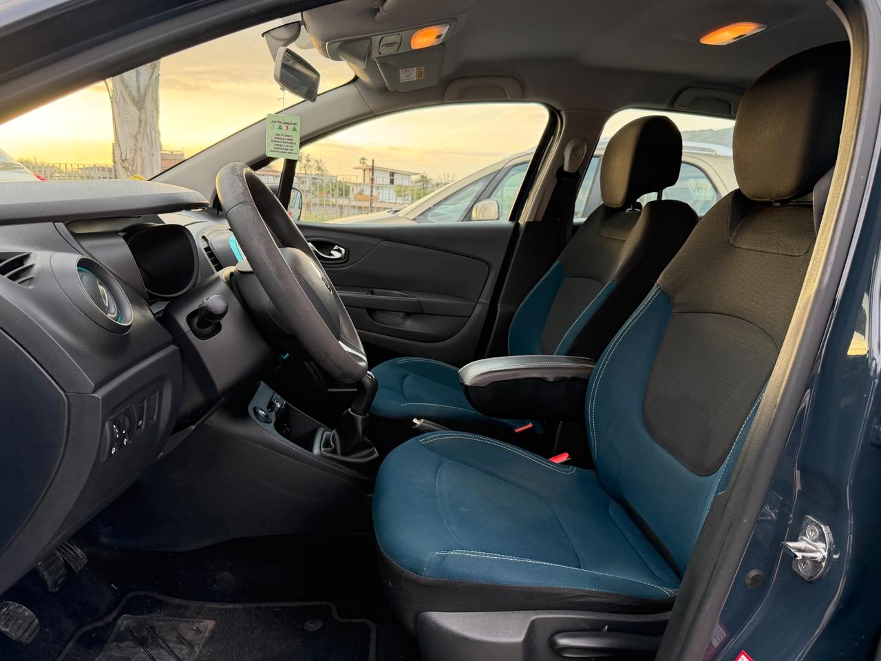 RENAULT CAPTUR ANNO 2017 1.5 DIESEL 90 CV