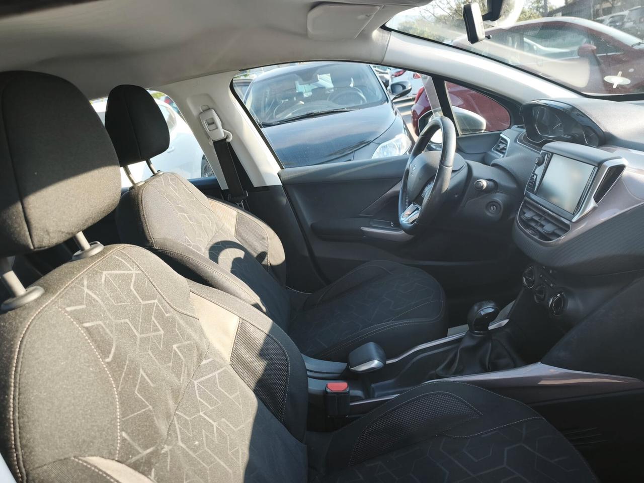 Peugeot 2008 PureTech 82 Access