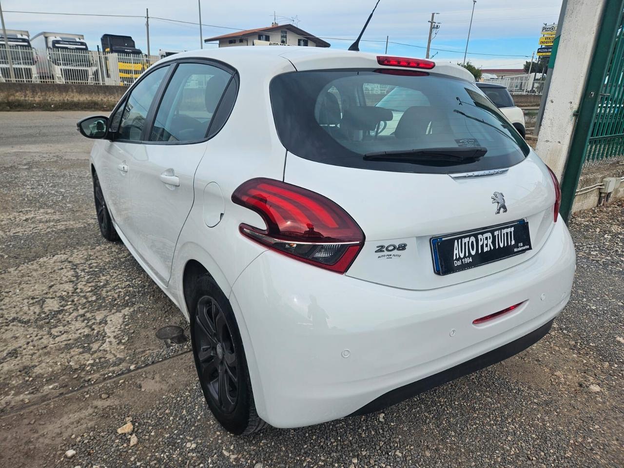 Peugeot 208 BlueHDi 5porte Active 11/2017