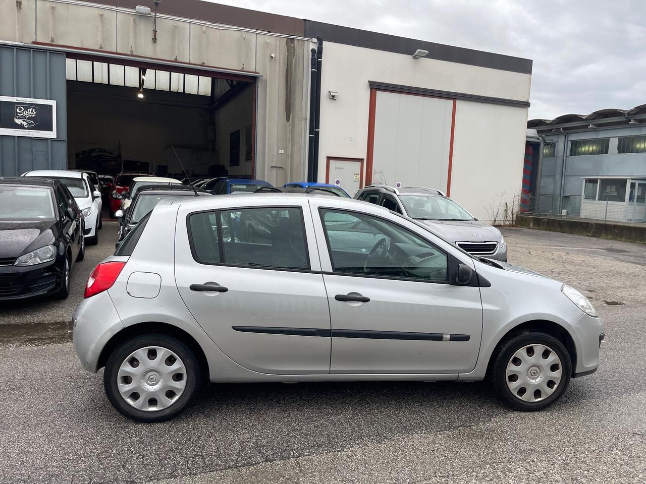 Renault Clio 1.2 NEOPATENTATI