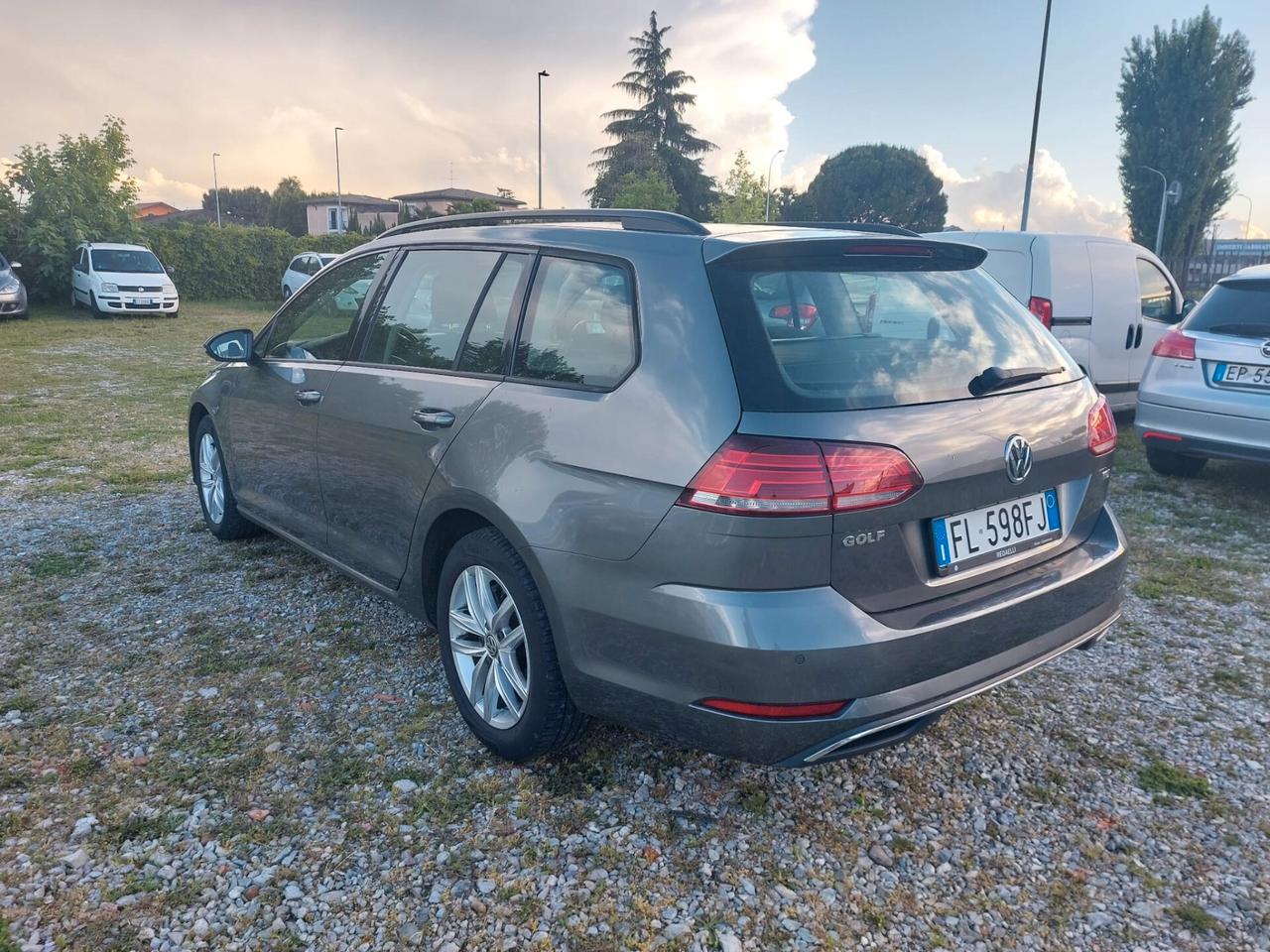 Volkswagen Golf Variant 1.6 TDI 115 CV DSG Business BlueMotion Tech.