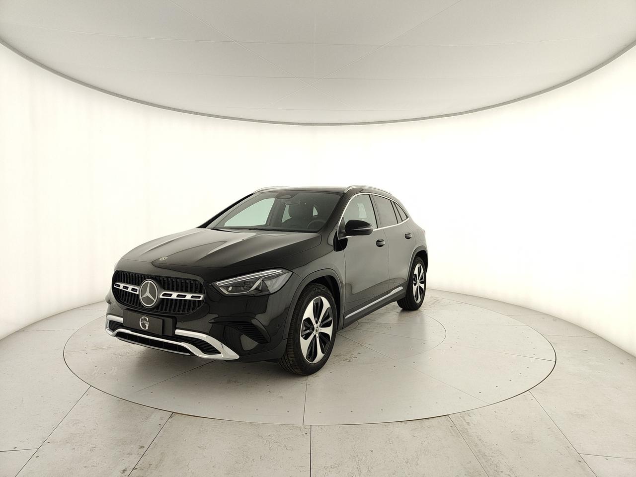 Mercedes-Benz GLA 200 d