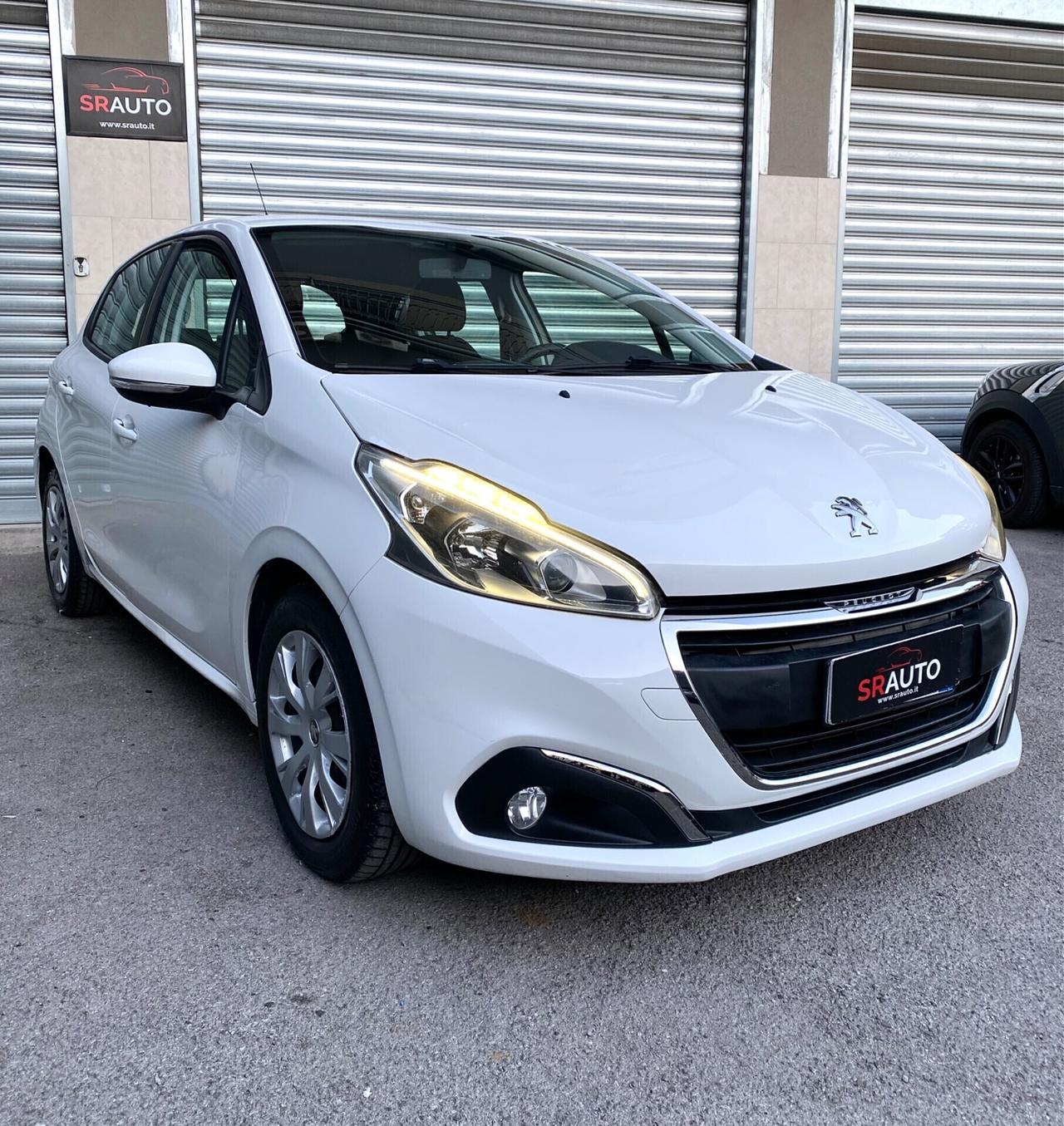Peugeot 208 1.2 PureTech 82cv 5p. Active - KM ZERO
