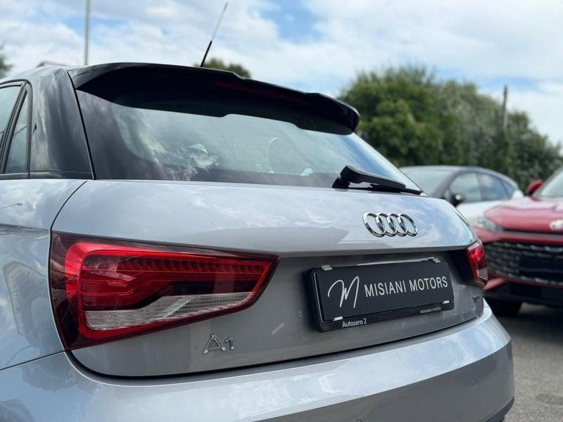 Audi A1 A1 1.4 TDI Admired S-LINE