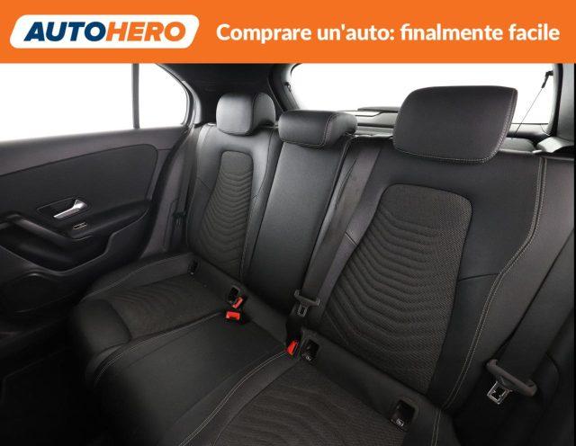 MERCEDES-BENZ A 200 d Automatic Business