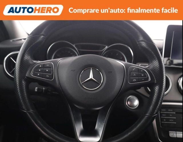 MERCEDES-BENZ GLA 180 Sport