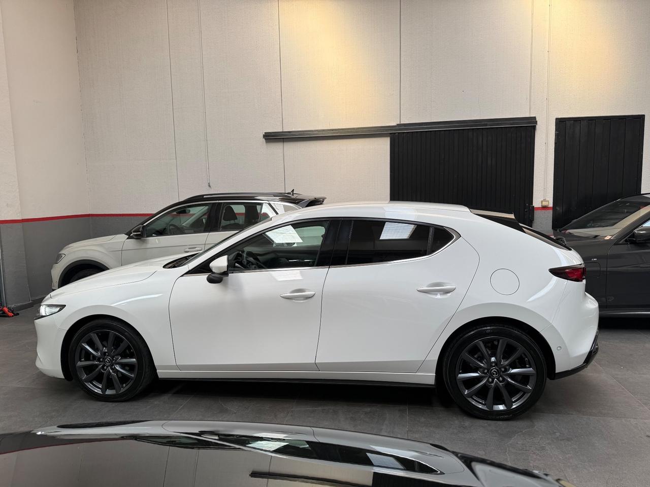 Mazda 3 Mazda3 2.0L e-Skyactiv-X M Hybrid Executive