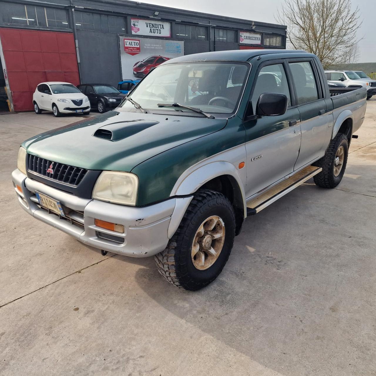 Mitsubishi L200 2.5 TDI 4WD Double Cab Pick-up FRIZIONE E TESTATA NUOVI