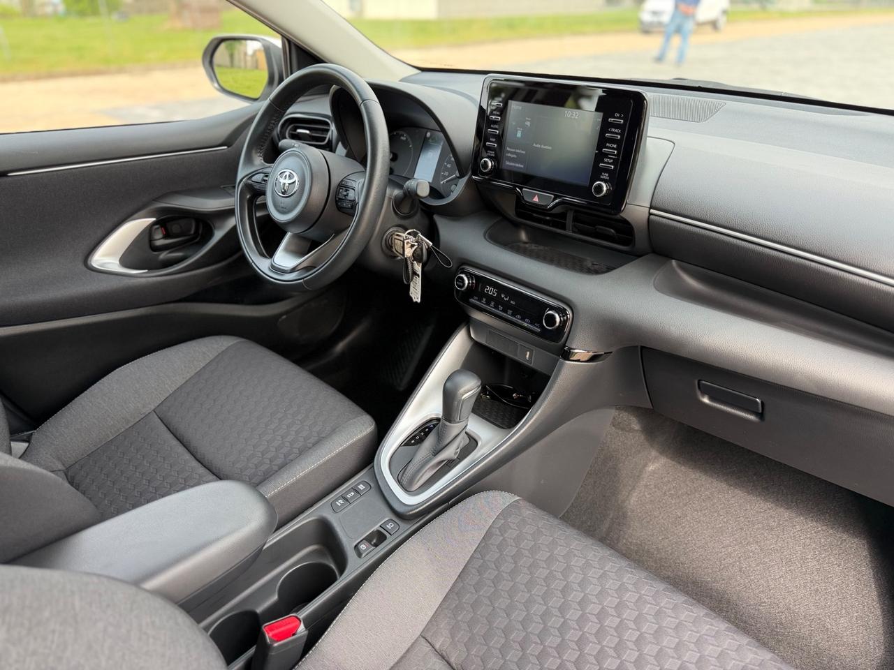 Toyota Yaris 1.5 Hybrid 5 porte Active