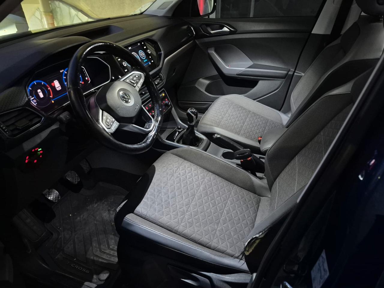 Volkswagen T-Cross 1.6 TDI SCR Advanced BMT