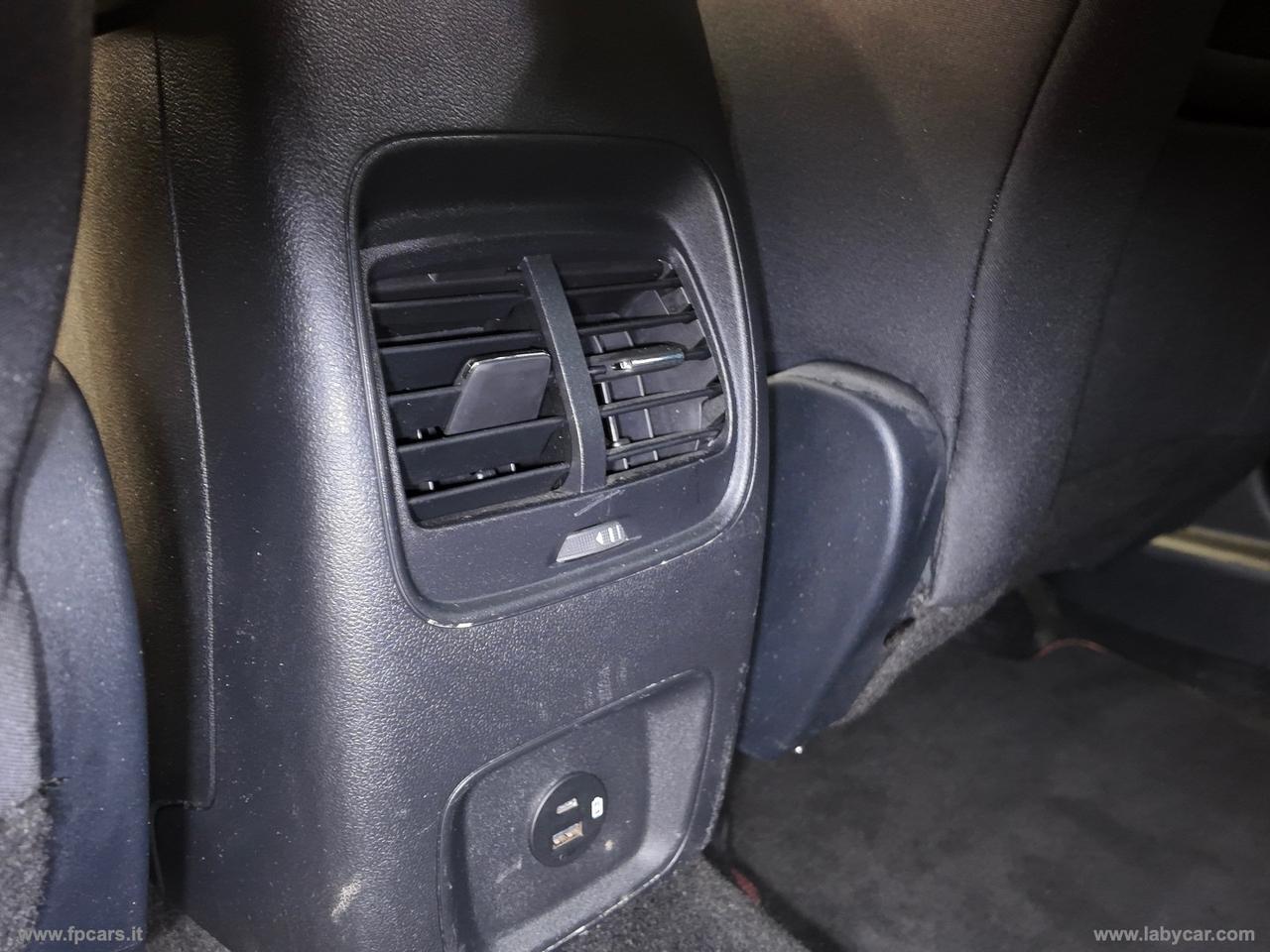 FORD Kuga 1.5 EcoBl. 120CV aut. 2WD ST-Line