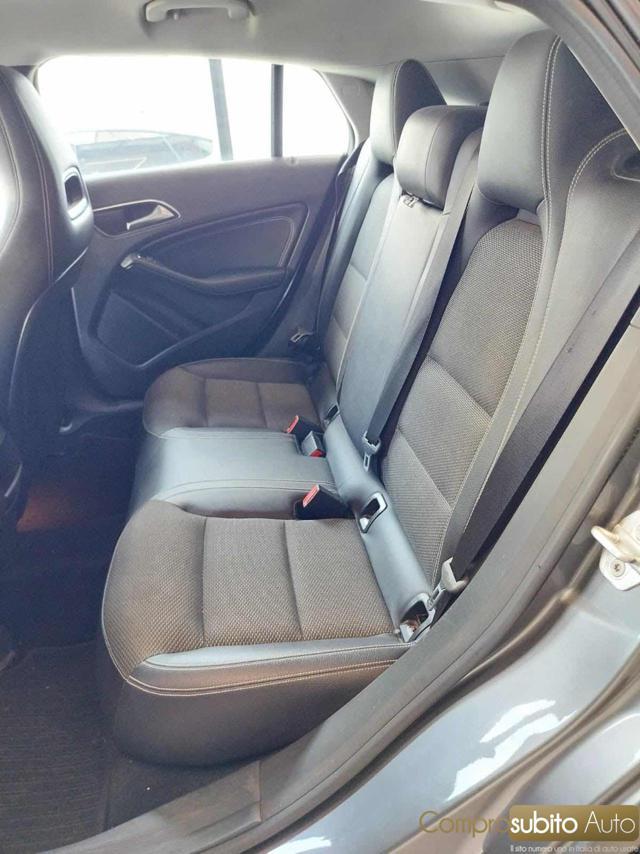 MERCEDES-BENZ CLA 180 d Automatic (Garanzia 12 Mesi)