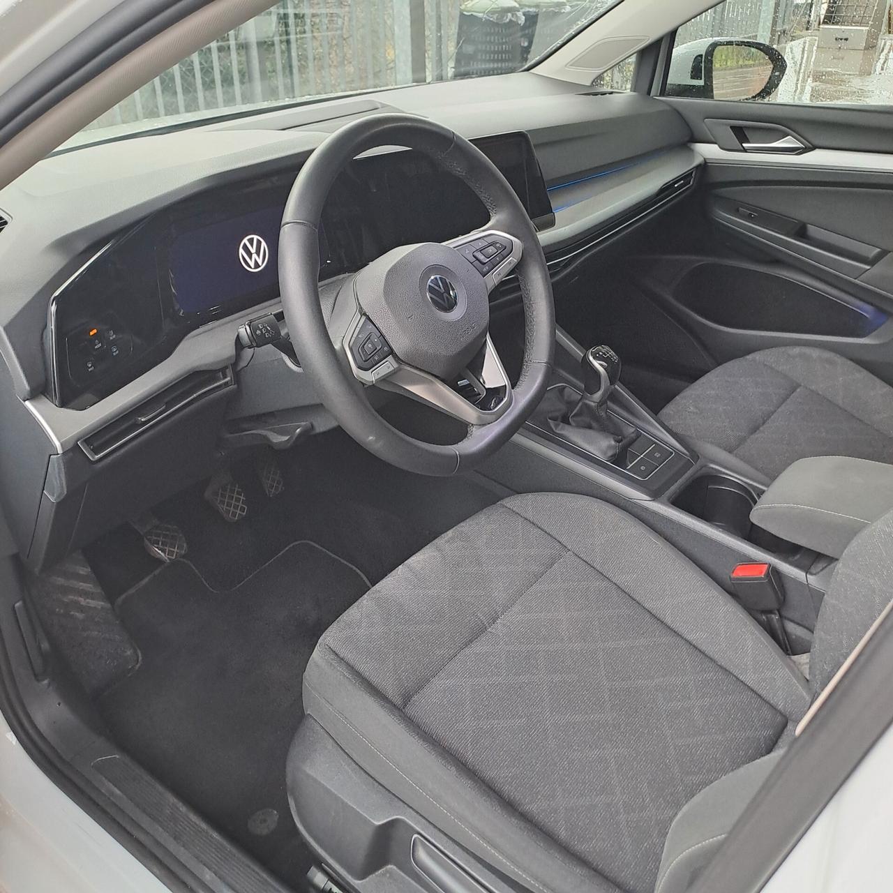 VW GOLF 8- 2.0 TDI - FULL OPT -NEOPATENTATI