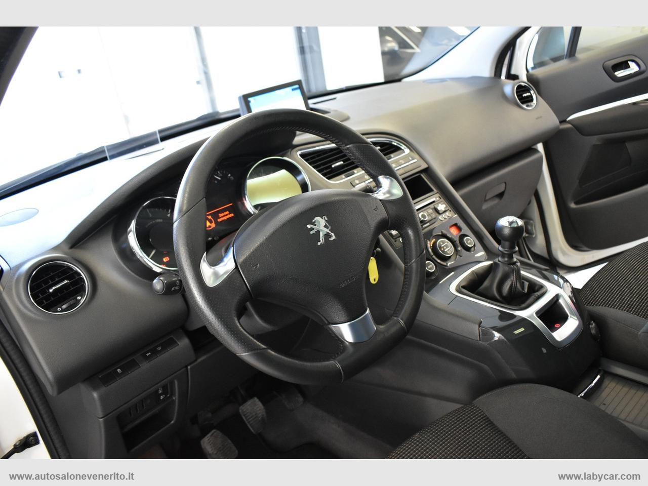 PEUGEOT 5008 BlueHDi 120 S&S Allure