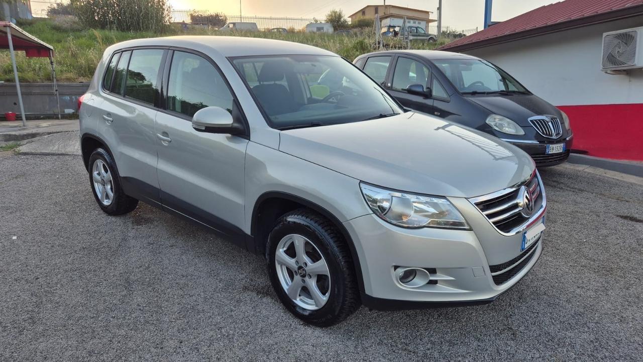 Volkswagen Tiguan 2.0 16V TDI DPF Sport & Style (18°)