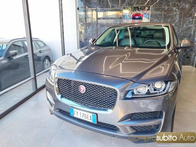 JAGUAR F-Pace 2.0 D 180 CV aut. Prestige