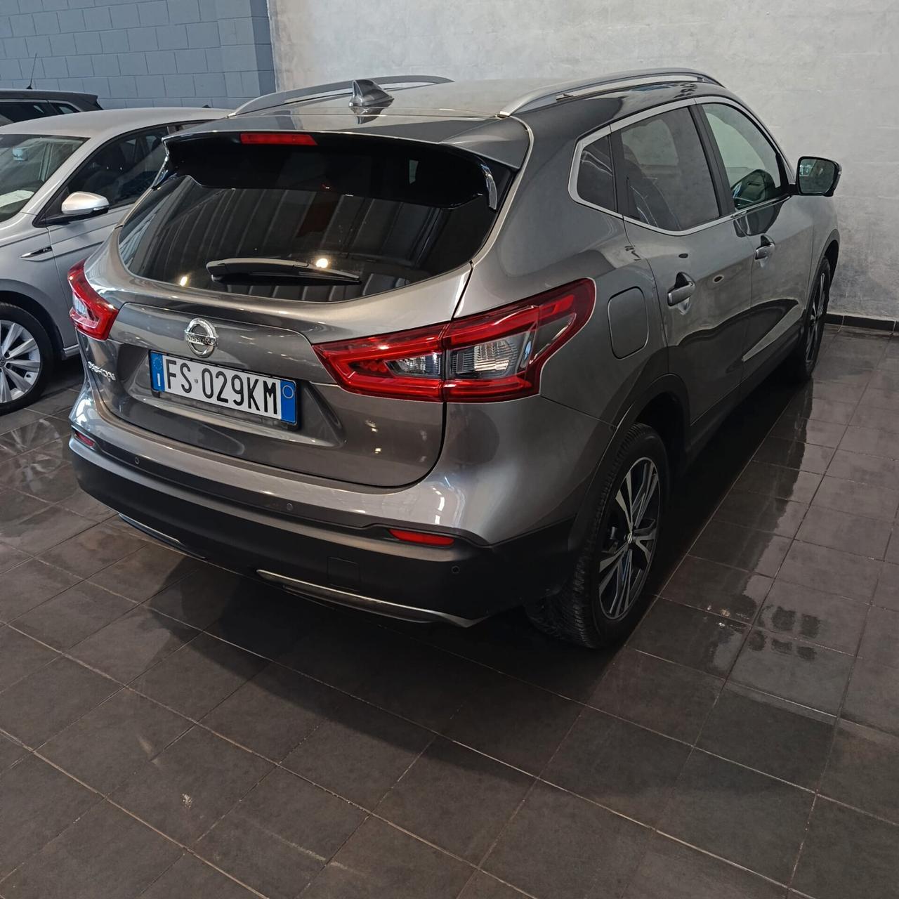 Nissan Qashqai 1.2 BENZINA AUTOMATICA NEOPATENTATI