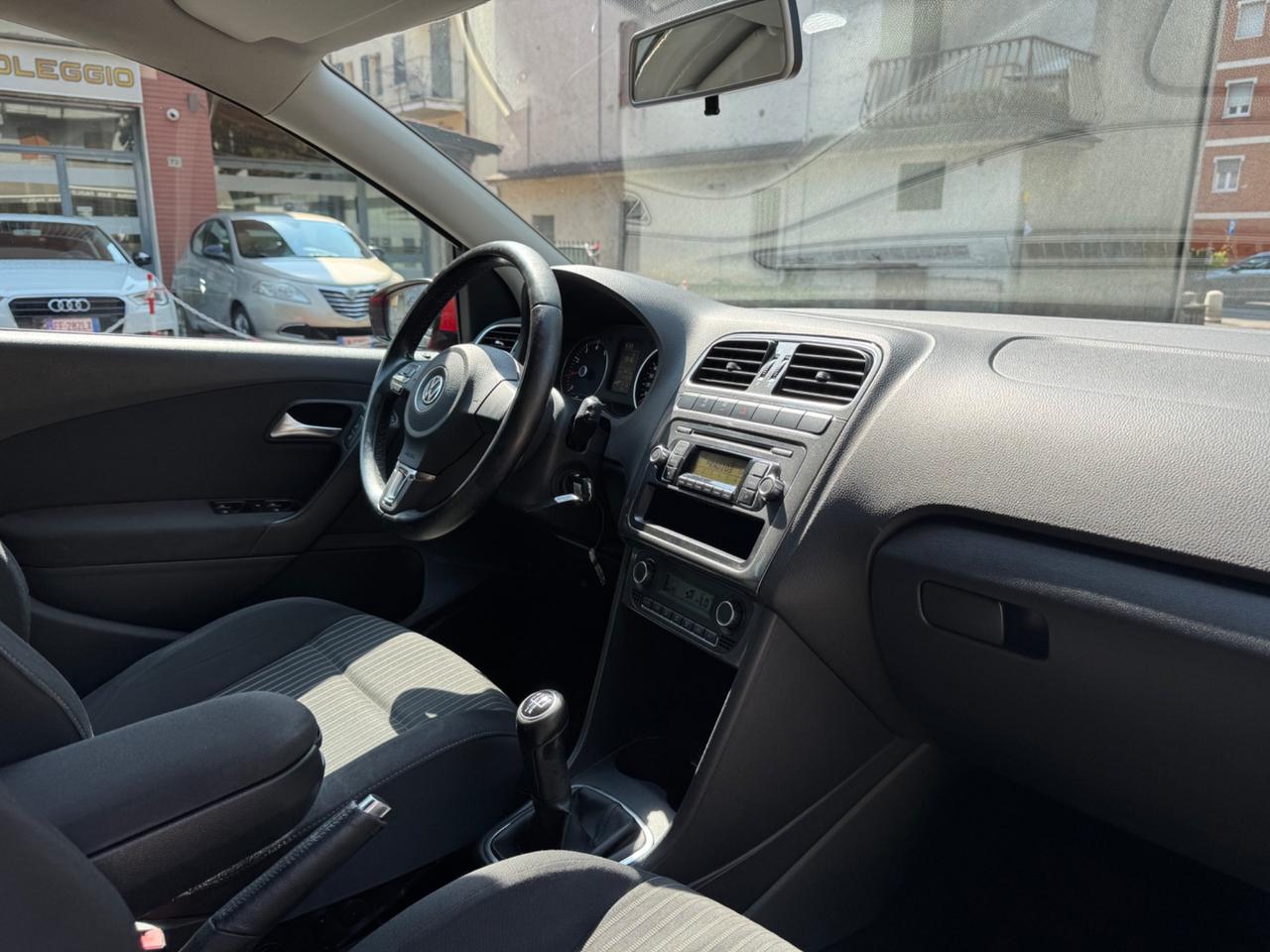 Volkswagen Polo 1.4 5 porte TAGLIANDATA - OK NEOPATENTATI