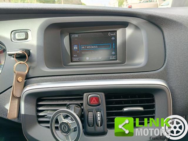 VOLVO V40 D2 1.6 Kinetic NEOPATENTATI