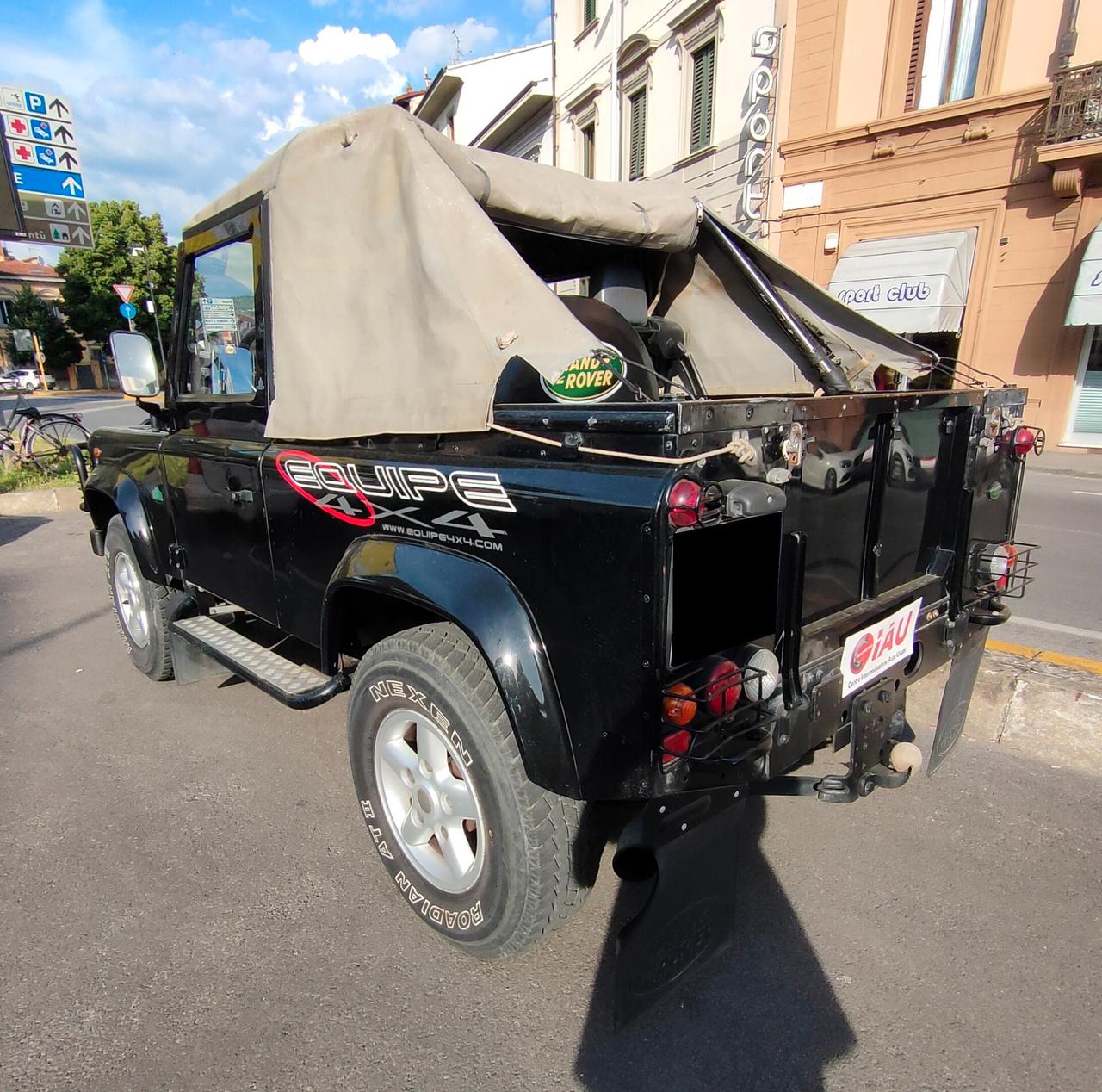 Land Rover Defender 90 2.5 Td5 Soft-Top Neopatentati