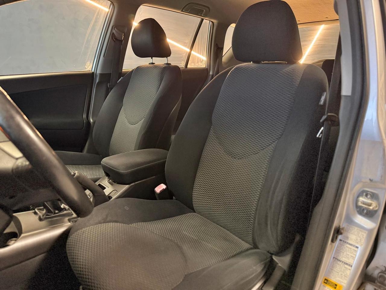 Toyota RAV 4 RAV4 2.0 Sol