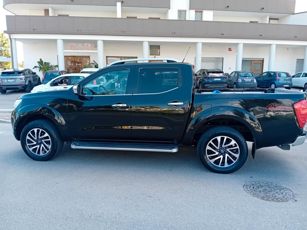 Nissan Navara 2.3 dCi 190 CV 4WD Double Cab N-Connecta