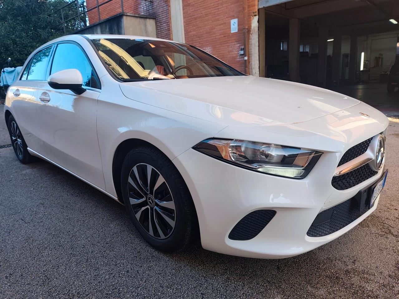 Mercedes-benz A 180 d Automatic Business