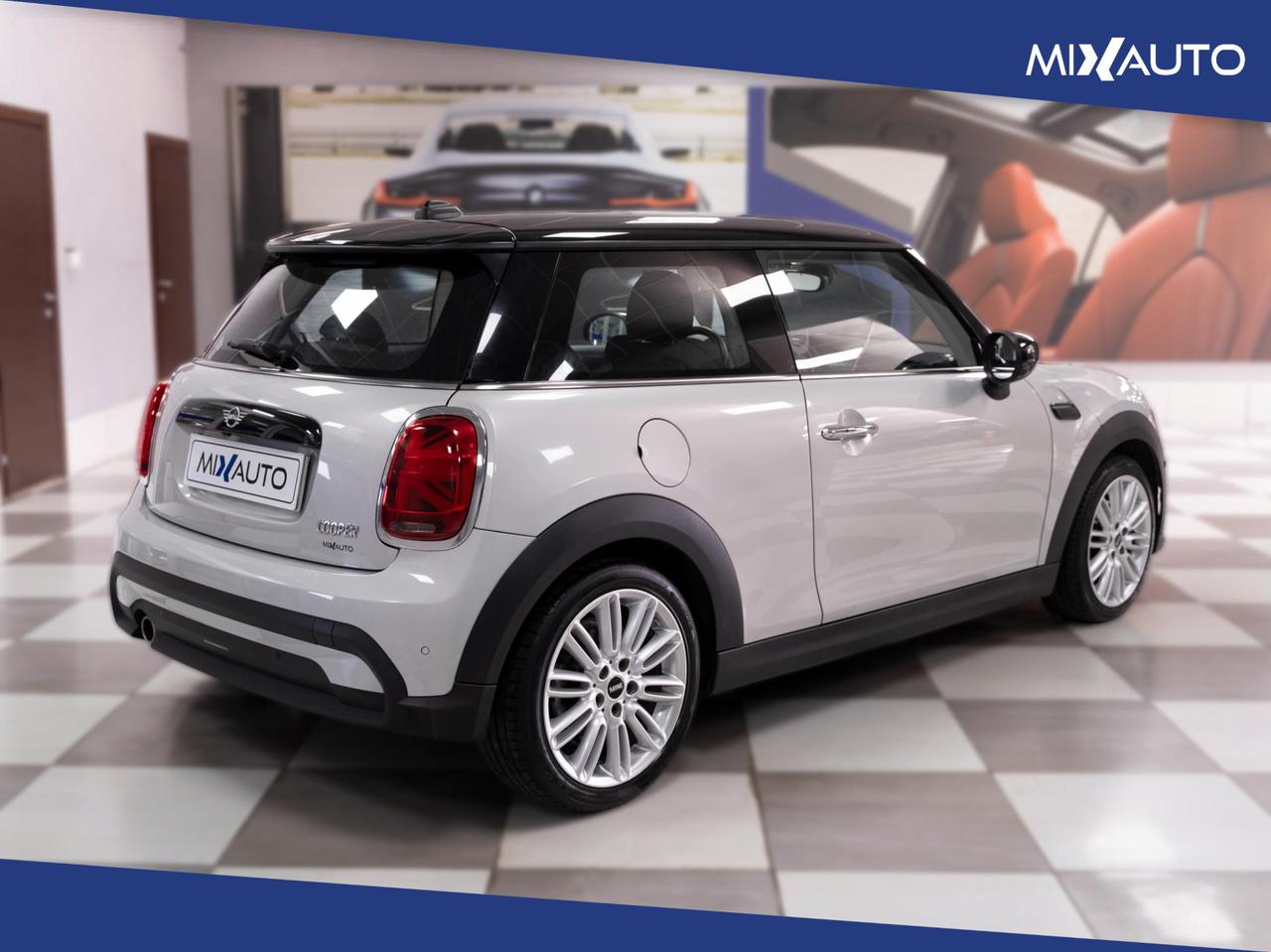 Mini Cooper 1.5 3P Classic Auto