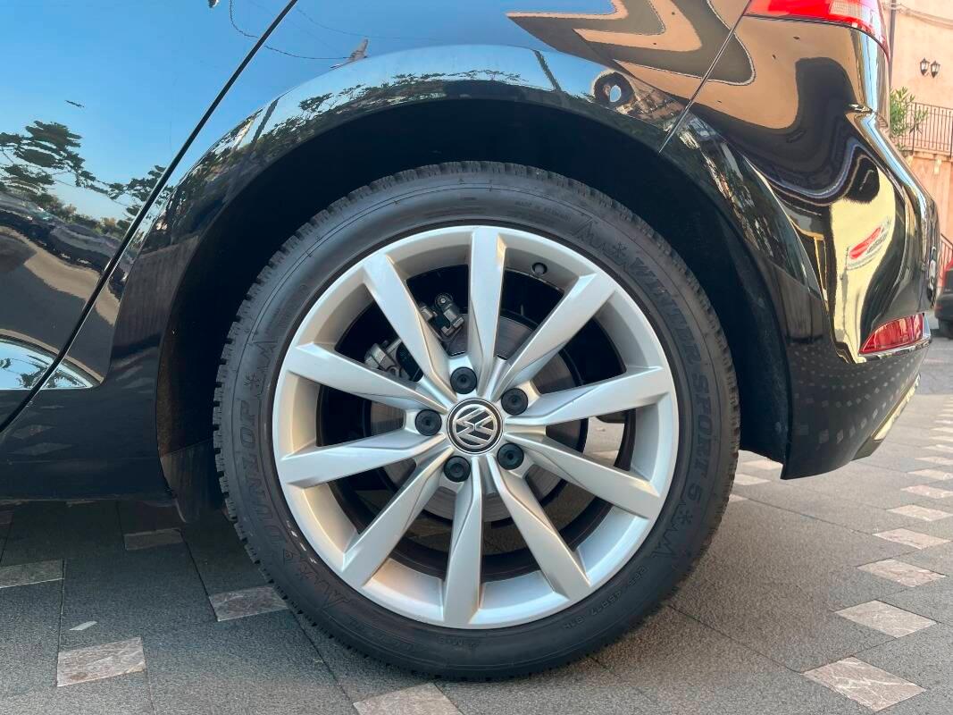 Volkswagen Golf 1.6 Executive DSG 115CV BMT