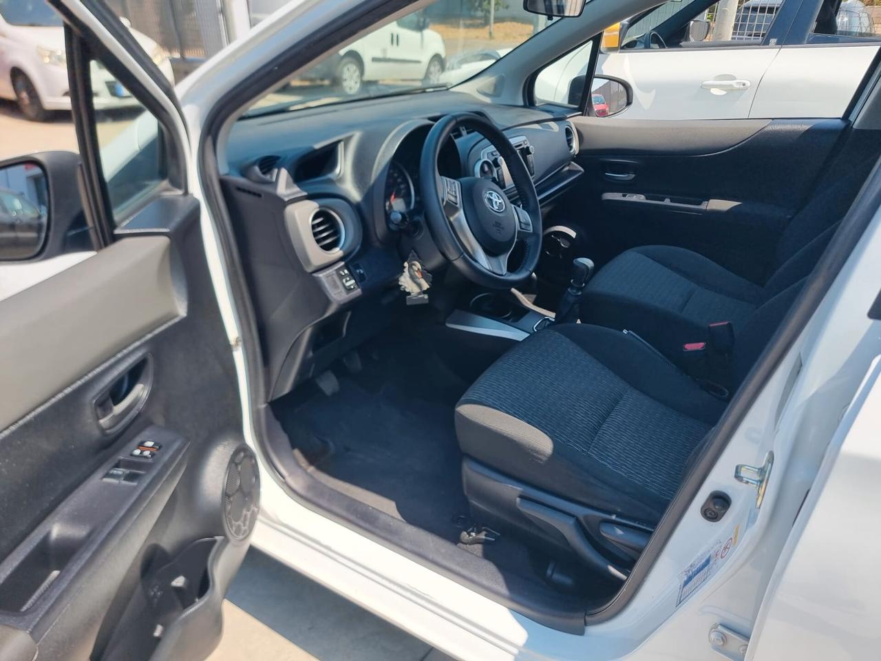 Toyota Yaris 1.4 D-4D 5 porte Lounge