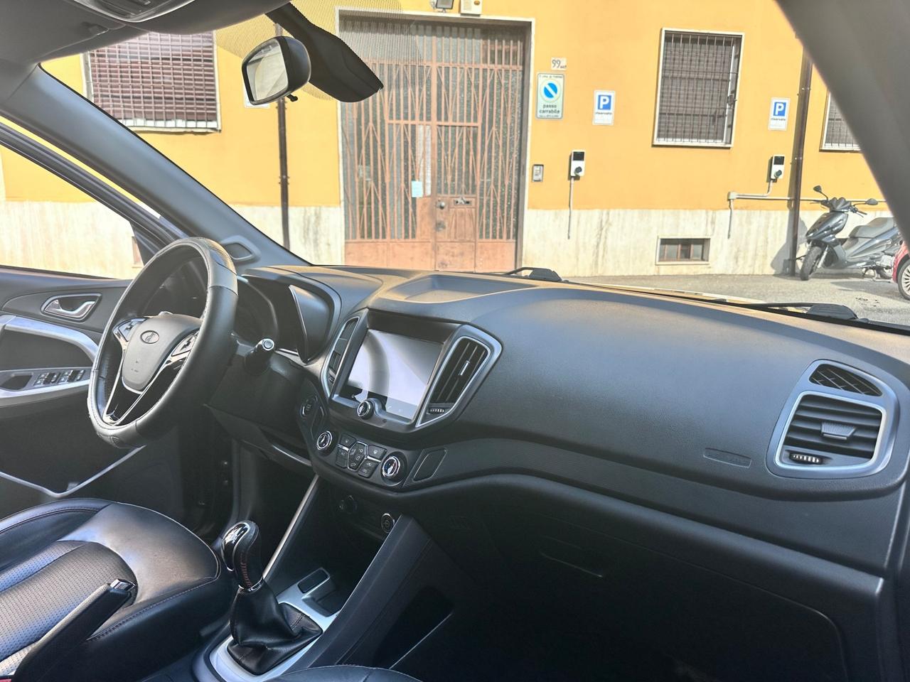 Dr DR6 Sport 1.5 Turbo Bi-Fuel GPL della casa euro 6