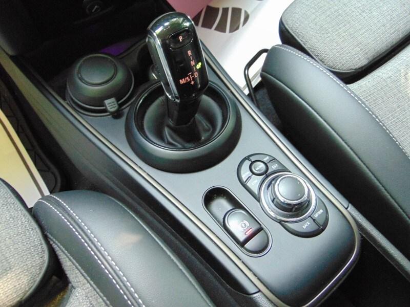 MINI Mini Countrym.(F60) Mini 1.5 Cooper 'ALL4'...