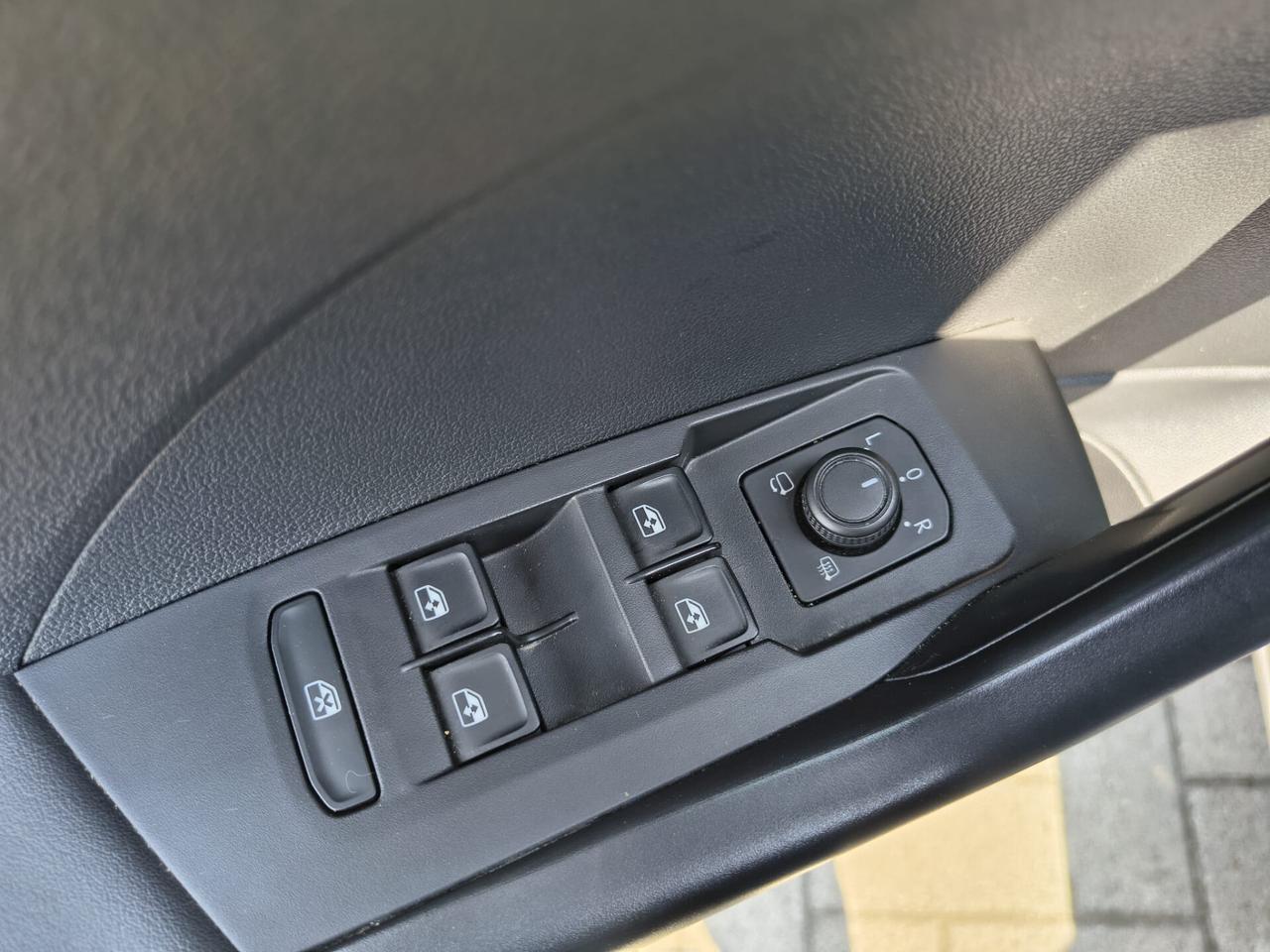 Volkswagen T-Cross 1.0 TSI/BENZINA DSG Style*CAMBIO AUTOMATICO