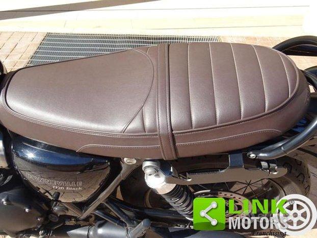 LINK MOTORS: TRIUMPH BONNEVILLE T120 BLACK 80 C