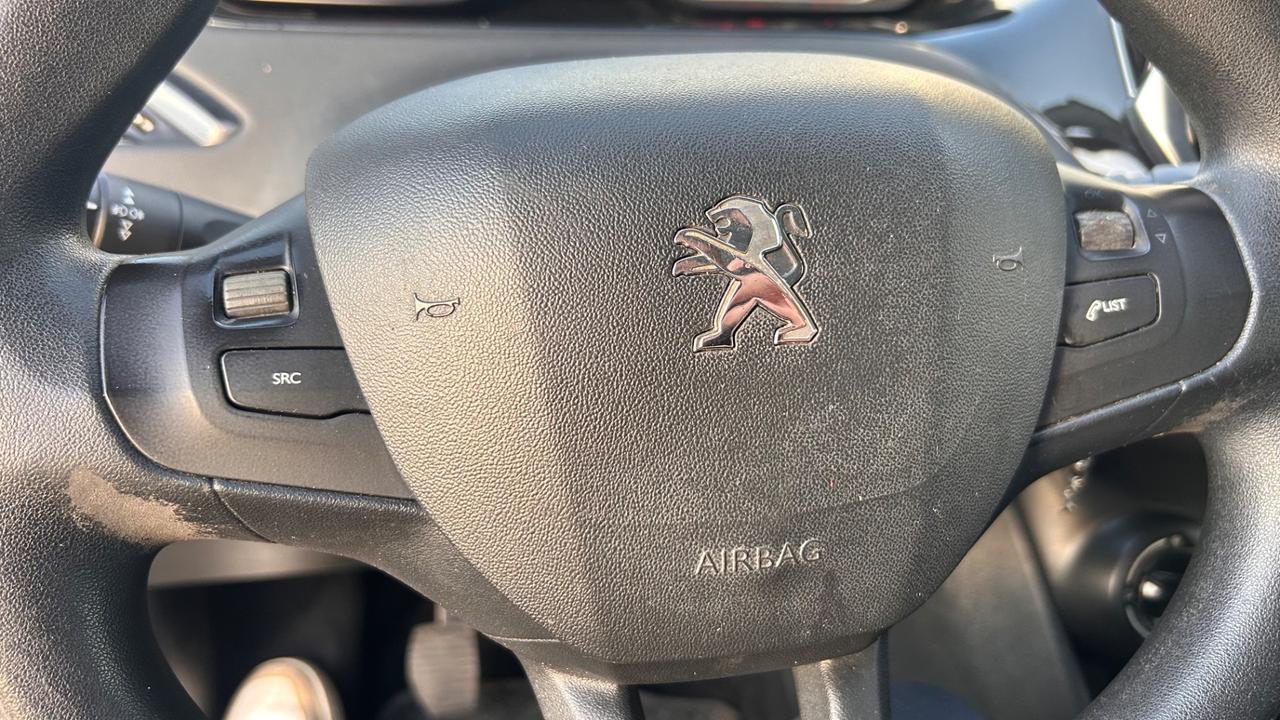 Peugeot 208 1.4 HDi 68 CV