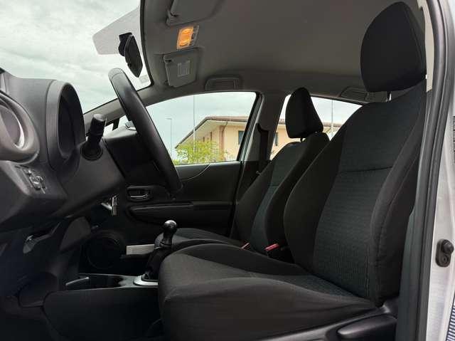 Toyota Yaris Yaris III 2011 5p 1.0