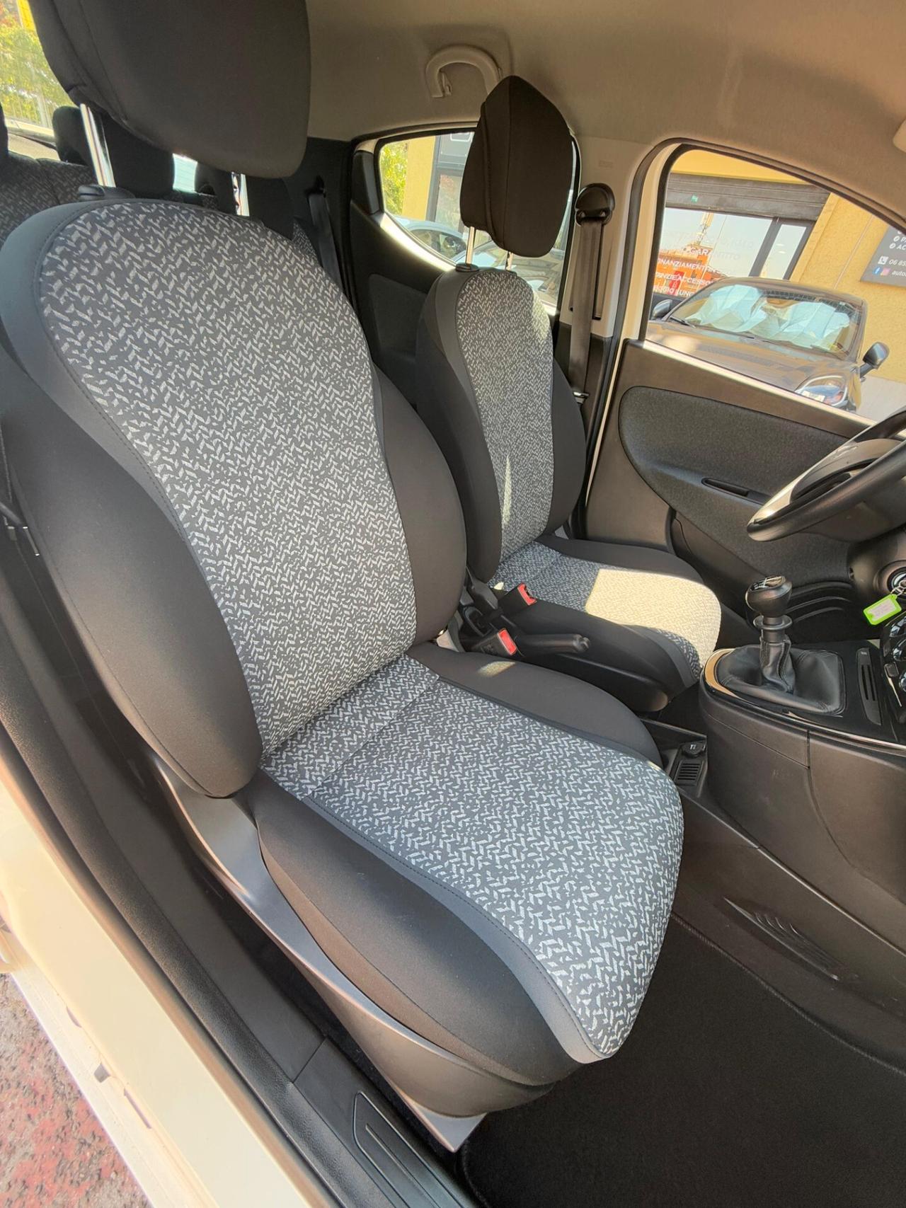 Lancia Ypsilon Hybrid 70CV *APPENA 12000KM