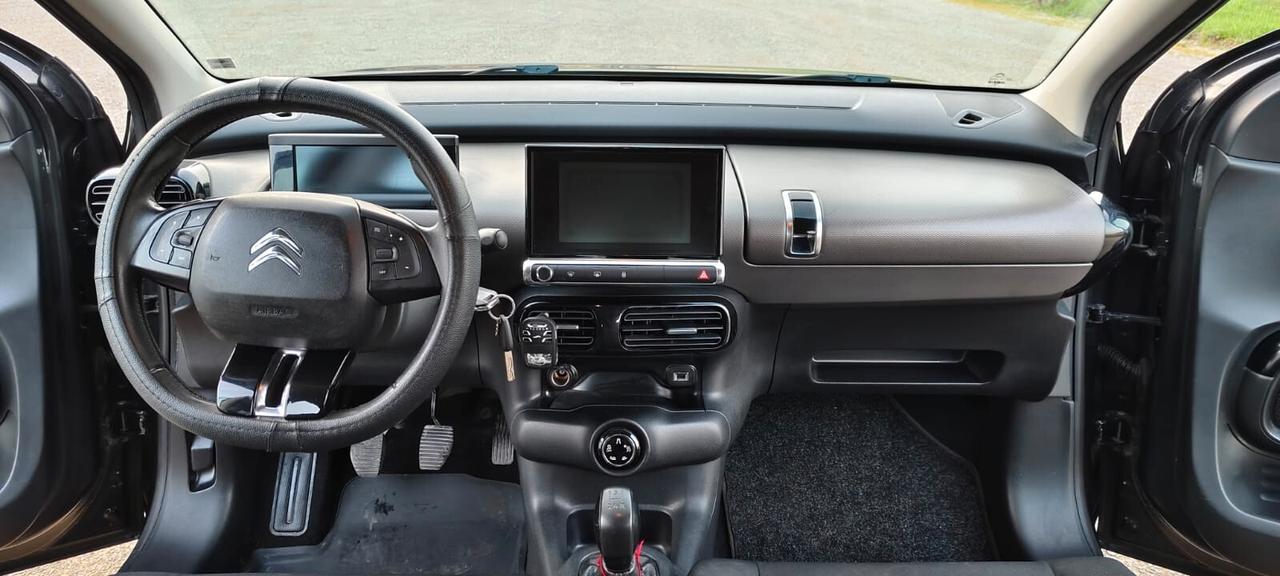 Citroen C4 Cactus BlueHDi 100 Shine