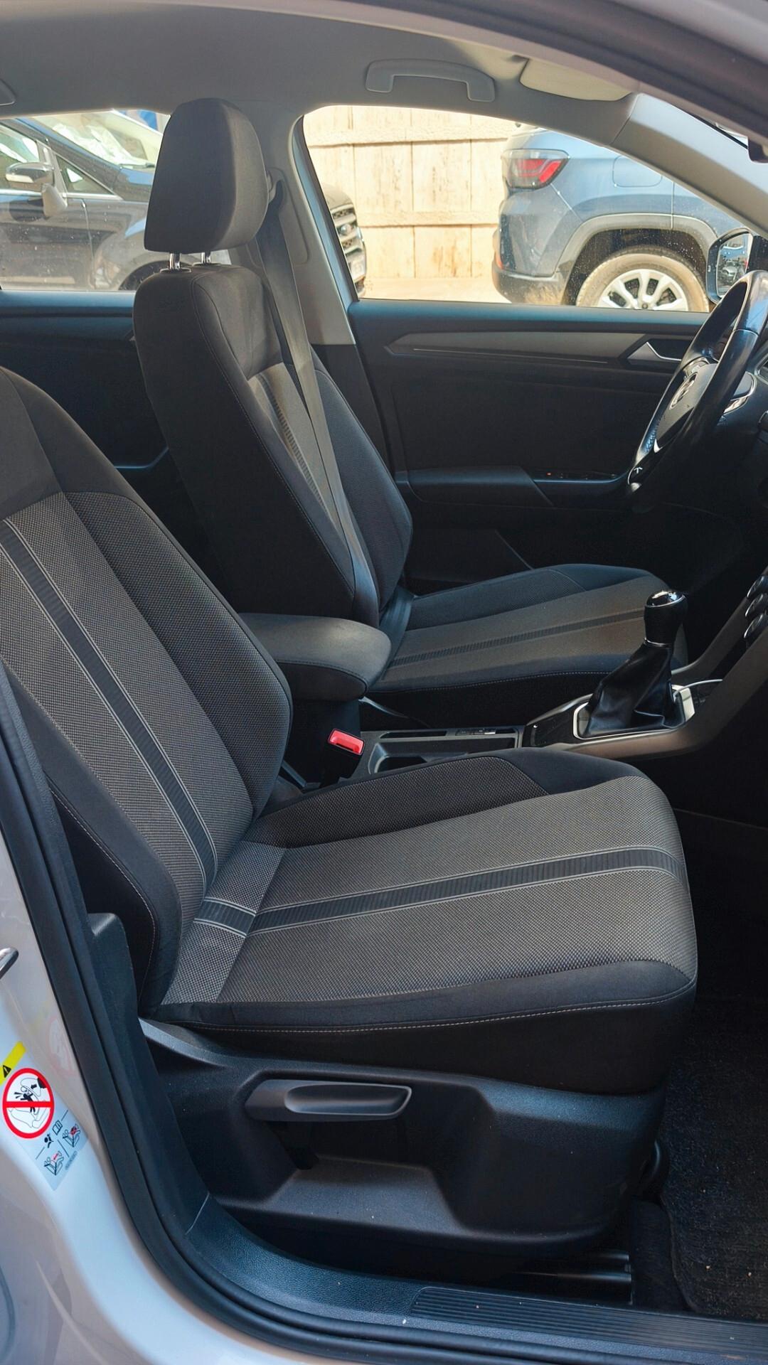 Volkswagen T-Roc 1.0 TSI GPL BlueMotion Technology