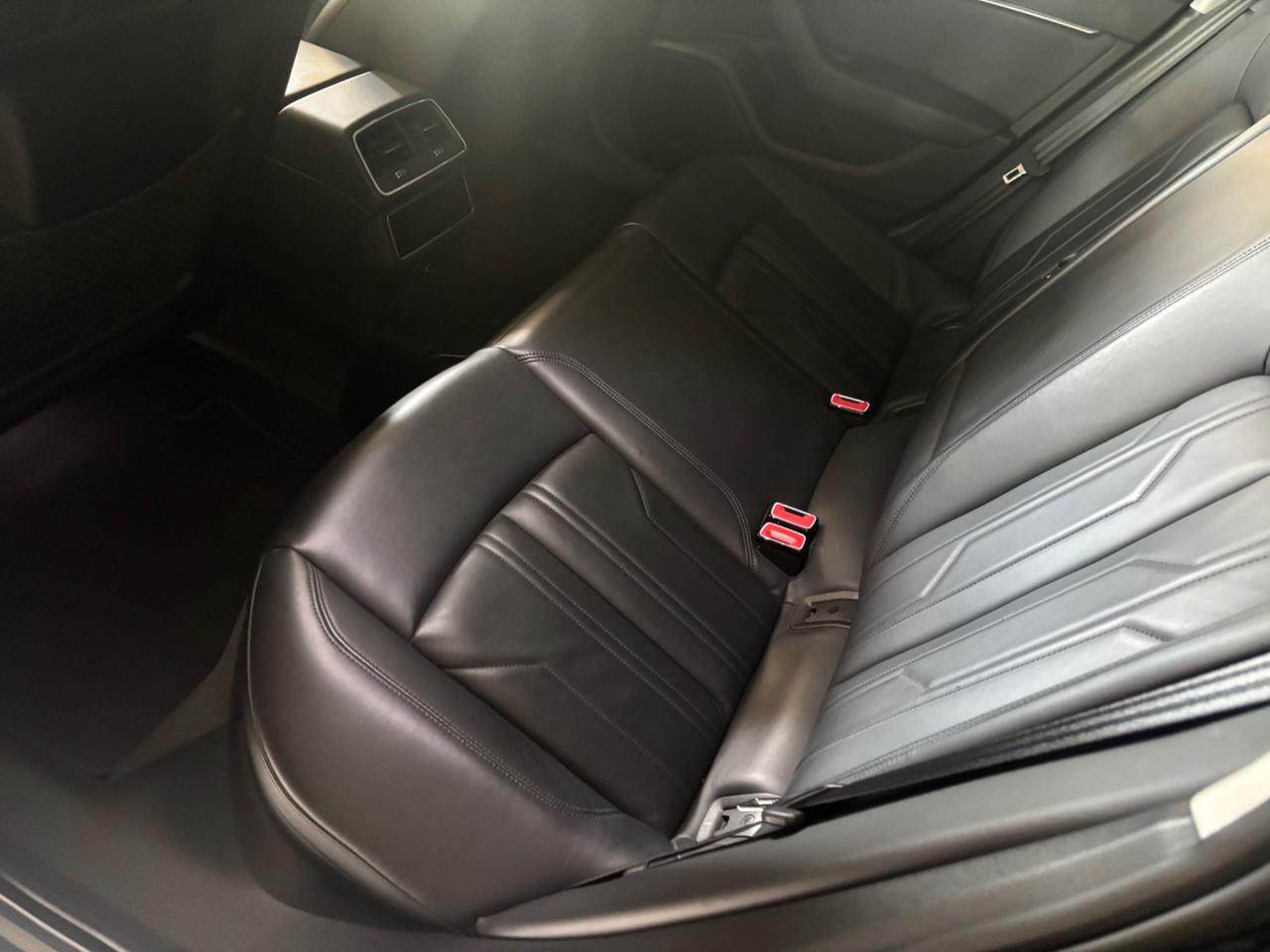 Audi A6 Avant 45 3.0 TDI quattro tiptronic Business Design