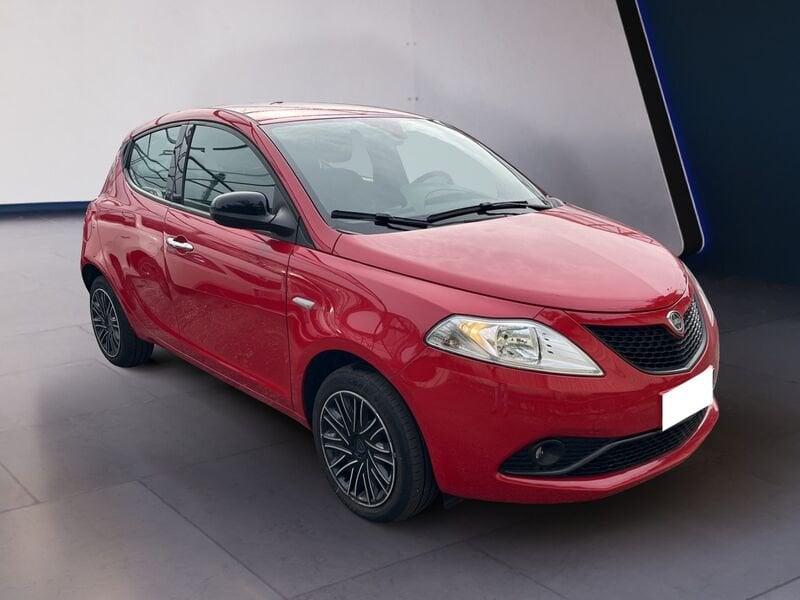 Lancia Ypsilon III 2015 1.0 hybrid Gold s&s 70cv