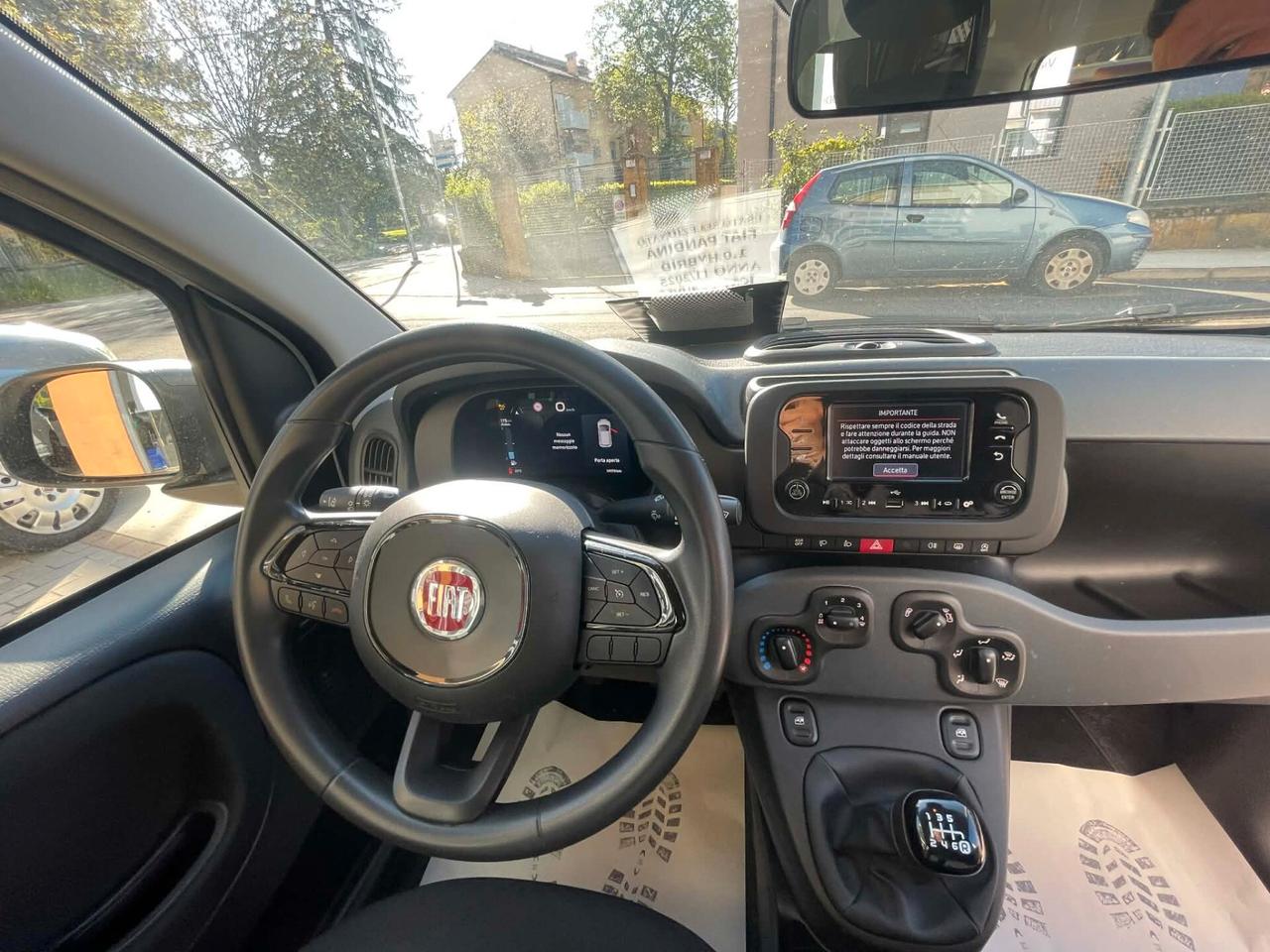 Fiat Panda Pandina 1.0 FireFly 65 CV Hybrid Icon