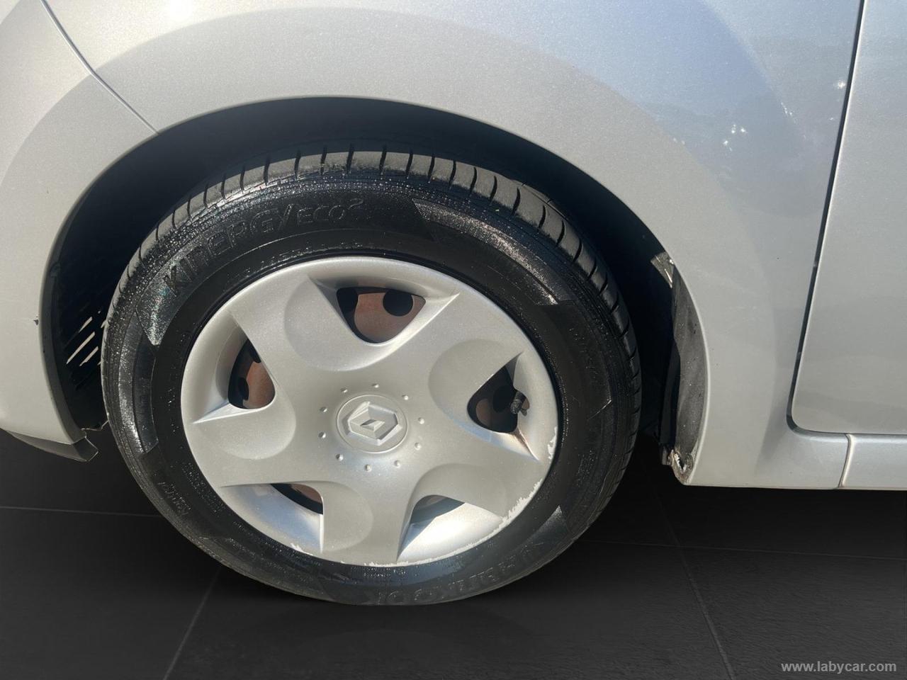 RENAULT Twingo 1.2 LEV Sport & Sound PER NEOPATENTATI