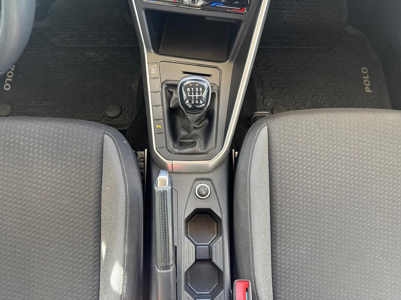 Volkswagen Polo Life 1.0 MPI EVO #9312