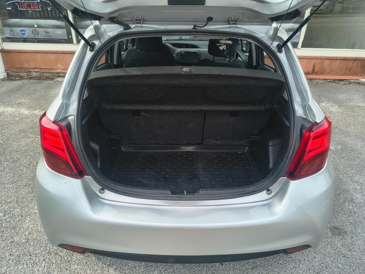 TOYOTA YARIS 1.5 HYBRID 5 PORTE AUTOMATICA