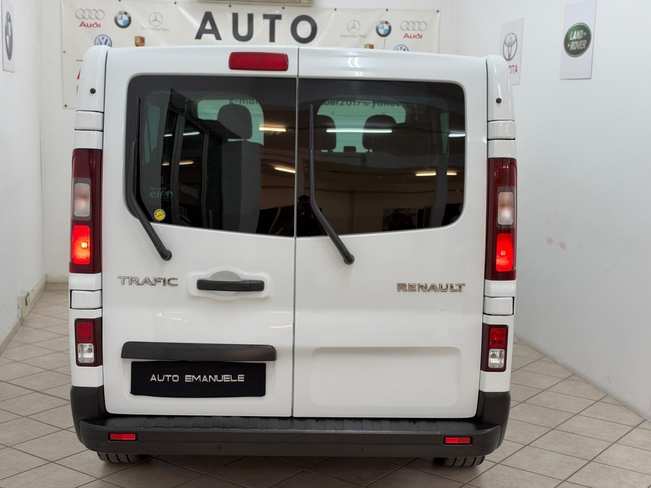 Renault Trafic 2.0 dCi 145CV 9Posti