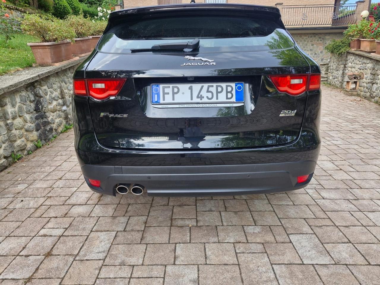 Jaguar F-Pace 2.0 D 180 CV AWD Prestige