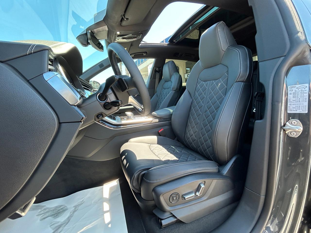Audi Q8 50 3.0 tdi mhev S line edt quattro tiptronic KM 0
