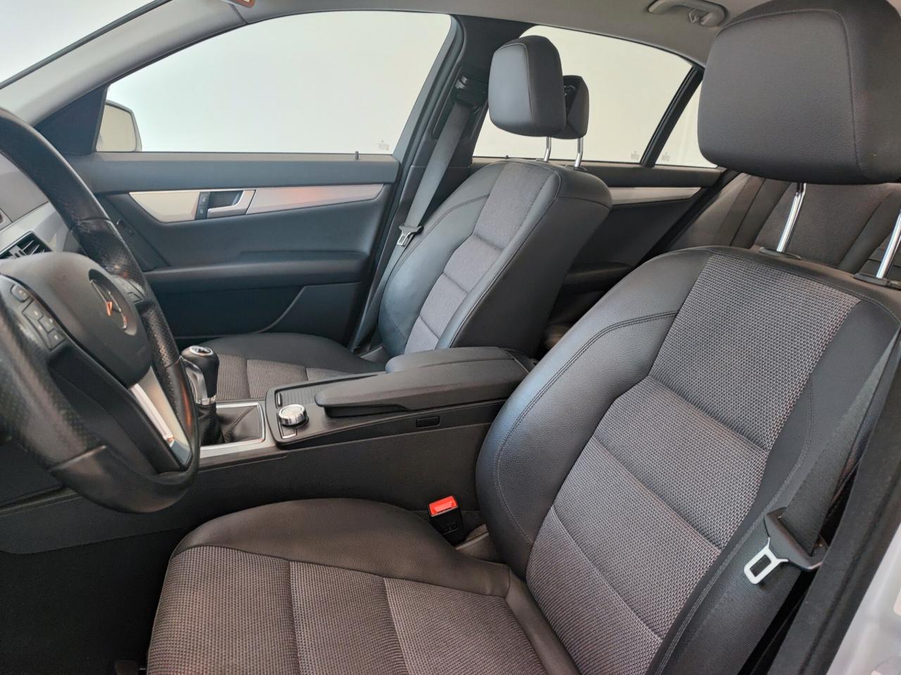 Mercedes-benz C 180 BlueEFFICIENCY Avantgarde IMPECCABILE